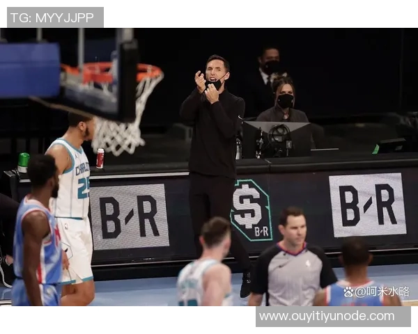 库明加连续缺席比赛引发媒体热议或因内部矛盾分开对双方皆有利